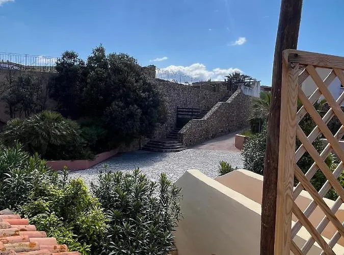 L'oleandro 1407 House In Sardinia With Mediterranean Sea Views Dom wakacyjny Isola Rossa (Sassari)