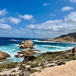 L'oleandro 1407 House In Sardinia With Mediterranean Sea Views イーゾラ・ロッサ